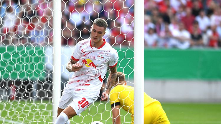 Benjamin Sesko brachte RB Leipzig zurück auf den Weg in die 2. Runde des DFB-Pokals.
