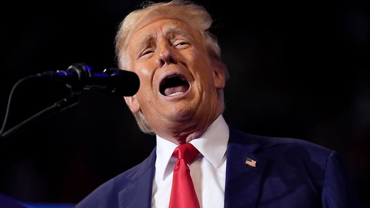 Außer Diffamierungen seiner Gegner hatte Trump auch noch inhaltliche Punkte: weniger Klimaschutz und mehr Förderung fossiler Energieträger zum Beispiel.