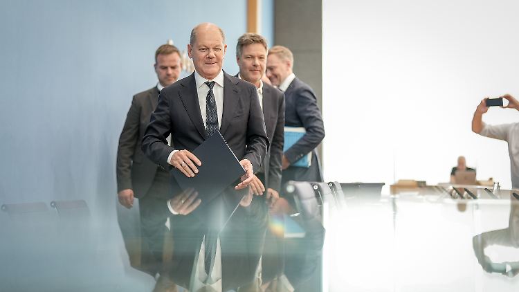 Der im Juli vorgestellte erste Haushaltskompromiss musste wegen verfassungsrechtlicher Bedenken noch einmal aufgeschnürt werden. Nun will die Ampel es besser machen.
