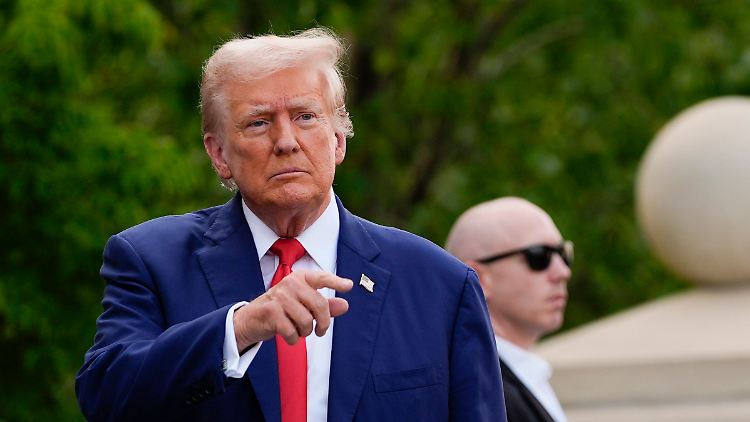 Trump kriegt von verschiedener Seite Ratschläge, wie er seinen Wahlkampf am erfolgreichsten gestalten kann.