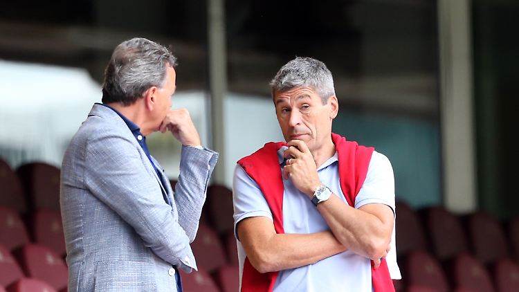 "Wir bekommen ein Riesenproblem im Fußball, wenn wir nicht erkennen, dass die Entscheidungskompetenz der Schiedsrichter nachlässt."