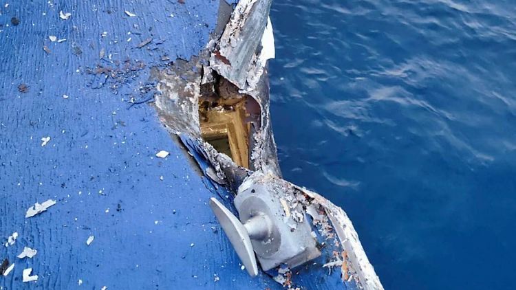 Schäden am philippinischen Küstenwachenschiff BRP Cape Engano nach der Kollision mit einem chinesischen Schiff im Südchinesischen Meer. 