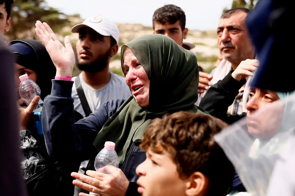 d808cba1ee52a86e4b755c8887d4fda9