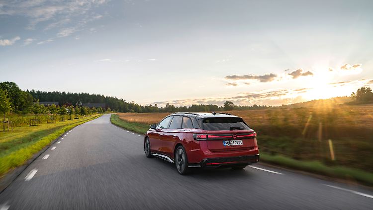 Keine andere Limousine und kein anderer Kombi von VW bieten aktuell eine höhere Performance als der ID.7 GTX.