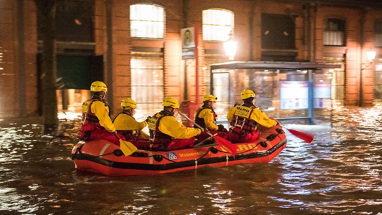 Das Dauerhochwasser des vergangenen Winters in weiten Teilen Norddeutschlands entstand durch die Kombination aus feuchterer Atlantikluft und - mal wieder - eingefahrenen Wetterlagen.