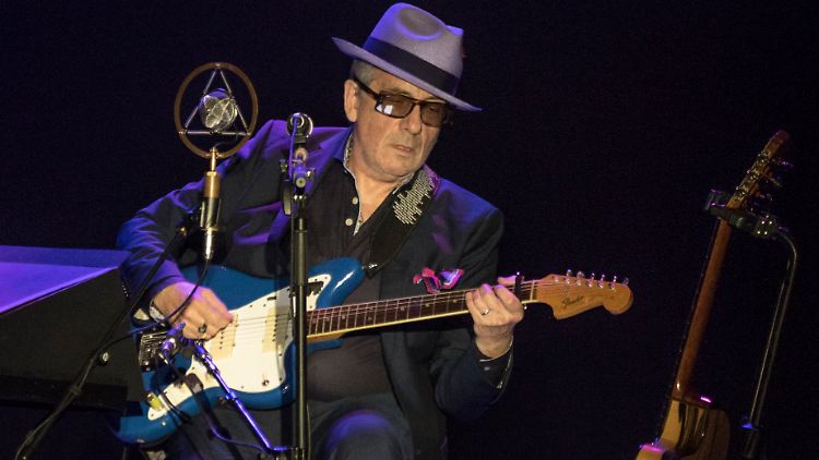Nach seinem 70. Geburtstag geht er erst mal auf Tour: Elvis Costello.