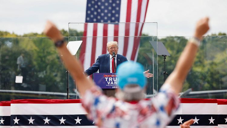 Der Secret Service hatte Trump vor Auftritten unter freiem Himmel abgeraten, doch im Wahlkampf will Trump nicht darauf verzichten.