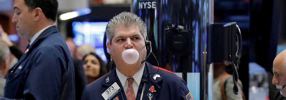 2024-08-19T194332Z_1898392955_RC26J9AYPGN7_RTRMADP_3_USA-MARKETS-TRADING-OVERNIGHT.JPG