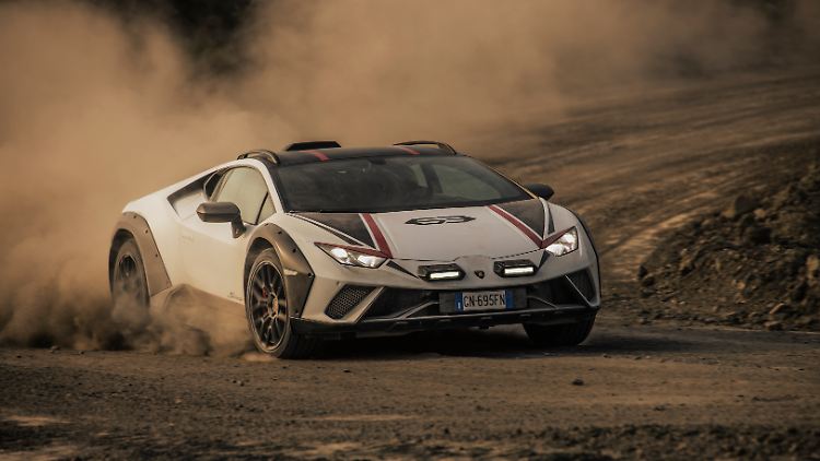 Lamborghini schickt den Huracán  ins Gelände.