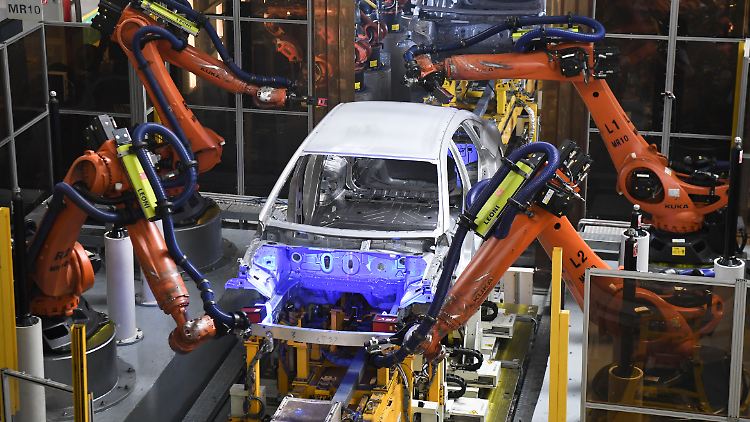 Ob die von der EU angekündigten Strafzölle kommen, ist noch offen.