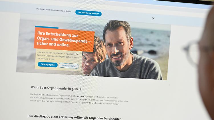 Die Organspende erfolgt in Deutschland nur, wenn jemand dies vor seinem Tod klar erlaubt hat oder wenn Angehörige zustimmen. 