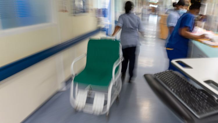 Das Medical Center in Nordkalifornien verwahrte die Leiche der 31-Jährigen offenbar in einem externen Lagerraum.