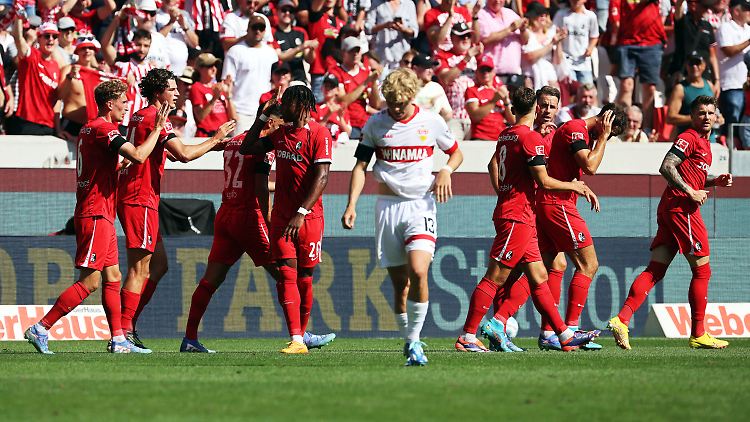 Freiburg besiegt zum Saisonauftakt den Vizemeister VfB Stuttgart.