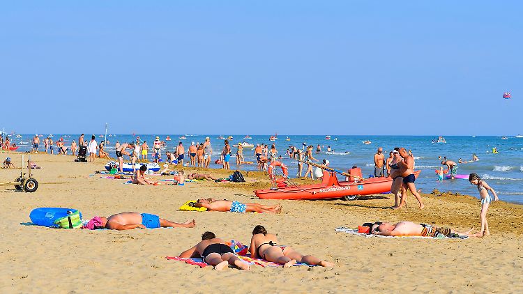 In dem Badeort Bibione an der italienischen Adriaküste ist es zu einem tragischen Unfall gekommen.