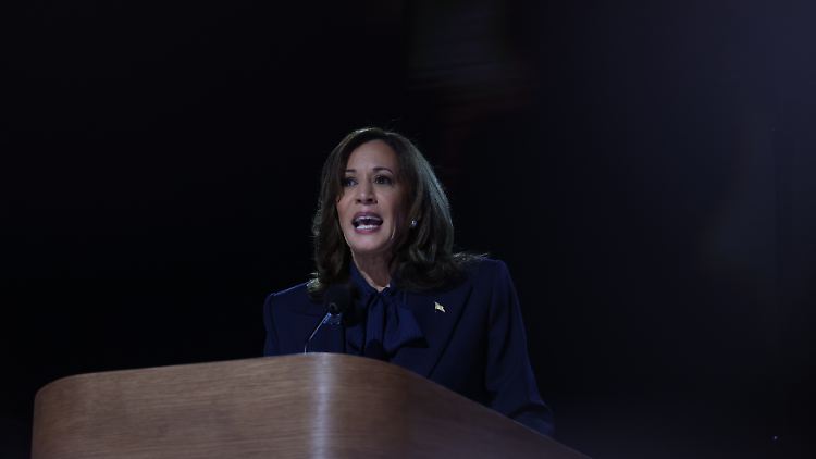 Will die erste US-Präsidentin werden: Kamala Harris. 