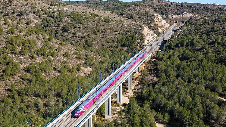 Talgo baut unter anderem die Schnellzüge für die Spanische Bahn Renfe.