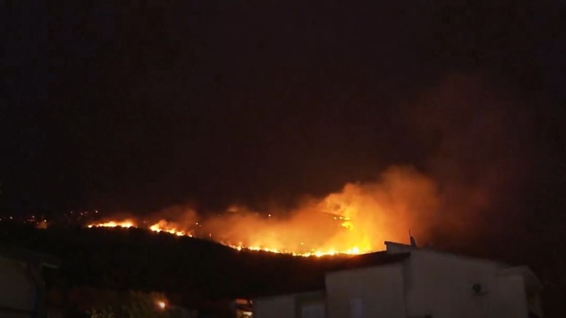Waldbrände Kroatien Split.jpg