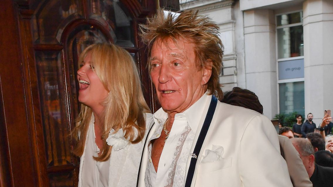 Rod Stewart will nicht in England leben - und seine Frau Penny Lancaster nicht in Los Angeles.