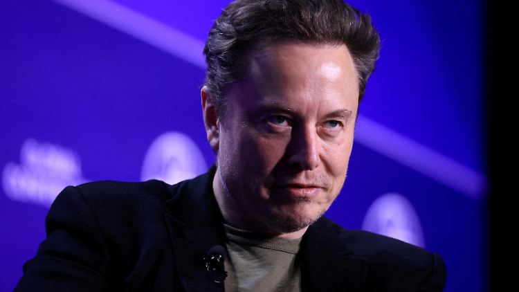 Dem brasilianischen Richter zufolge ließ Musk wegen Falschinformationen gesperrte X-Profile wieder entsperren.