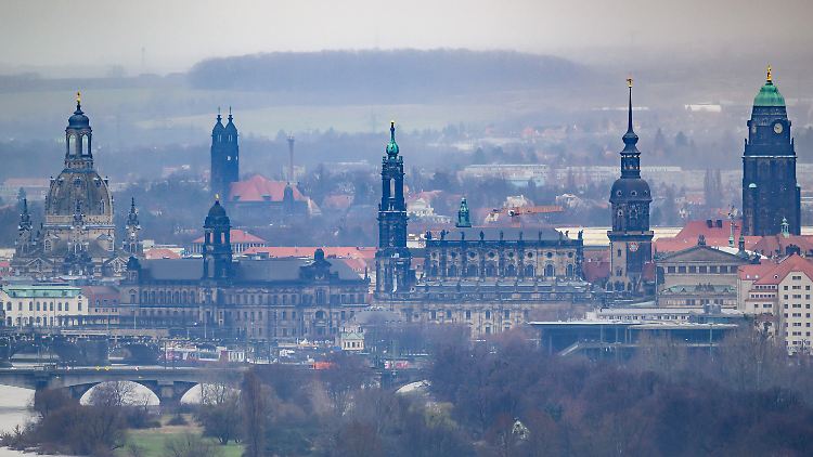 Blick über Dresden. Ministerpräsident Kretschmer hat gute Chancen, im Amt zu bleiben.