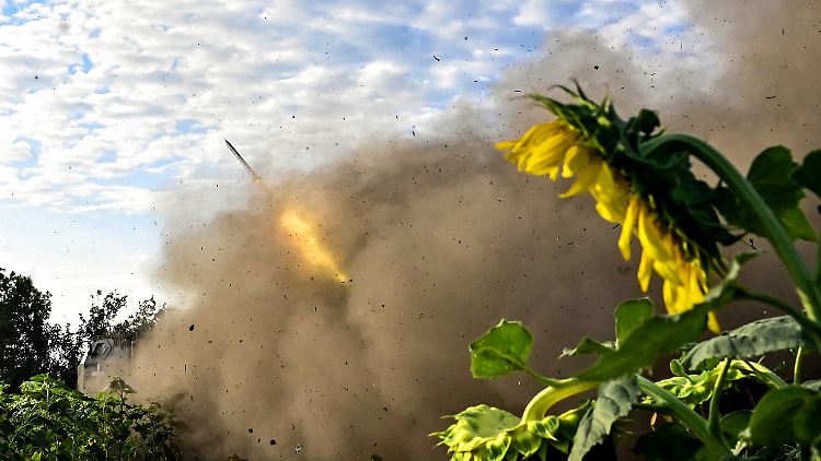 Bei Pokrowsk dringen Russlands Truppen ungeachtet hoher Verluste weiter vor. 