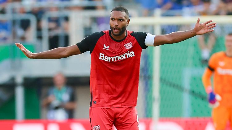 Tah bleibt bei Bayer Leverkusen.
