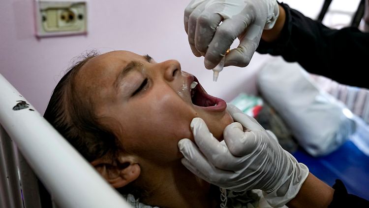 Rund 640.000 Kinder im Gazastreifen sollen gegen Polio geimpft werden.
