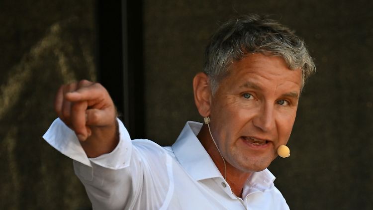 Letzter Wahlkampfauftritt von Björn Höcke am Samstag. Am Sonntagabend will die AfD im eigenen Kreis feiern.