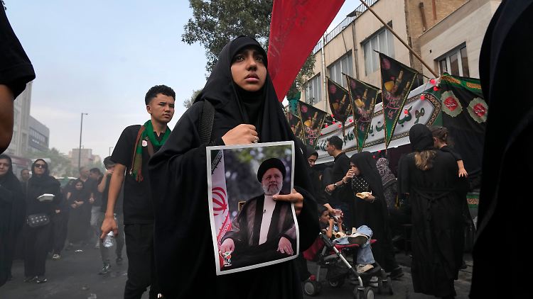 Nach Raisis Tod wurde im Iran eine fünftägige Staatstrauer ausgerufen.