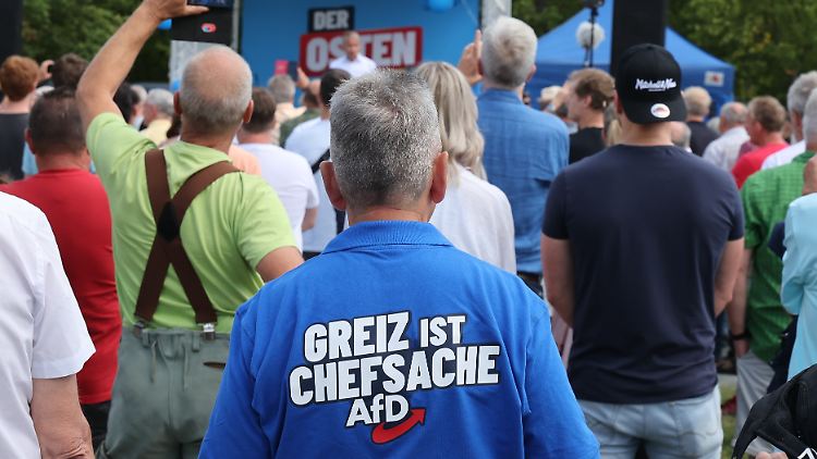 Chefsache - aber wohl anders gedacht: Um Höcke den Landtagseinzug zu ermöglichen, wird ein gewählter AfD-Kandidat verzichten müssen.