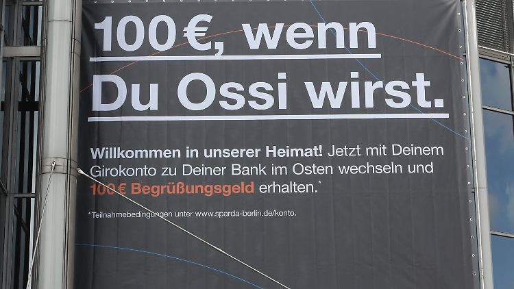 Es sei dahingestellt, ob man damit auch nur einen einzigen Ossi hinterm Ofen hervorlocken könnte. Einen Versuch ist es wert!