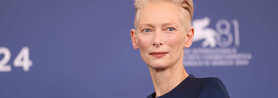 Tilda Swinton hat in Venedig über ihre Bewunderung für Pedro Almodóvar gesprochen.