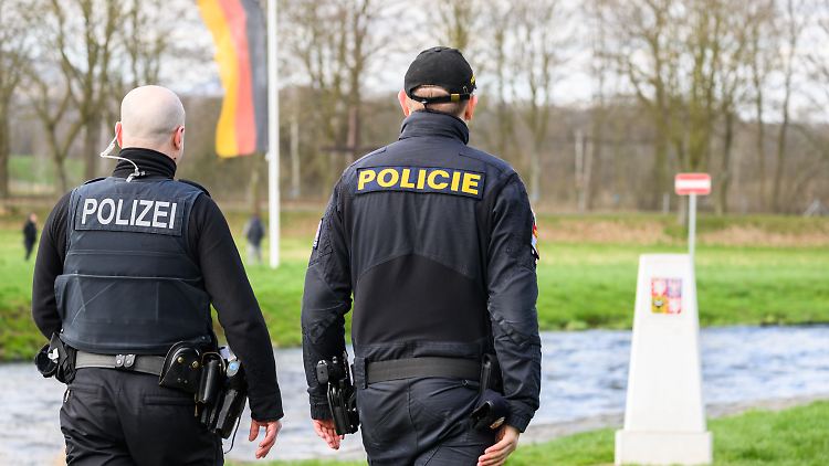 Die Union fordert Zurückweisungen an der Grenze.