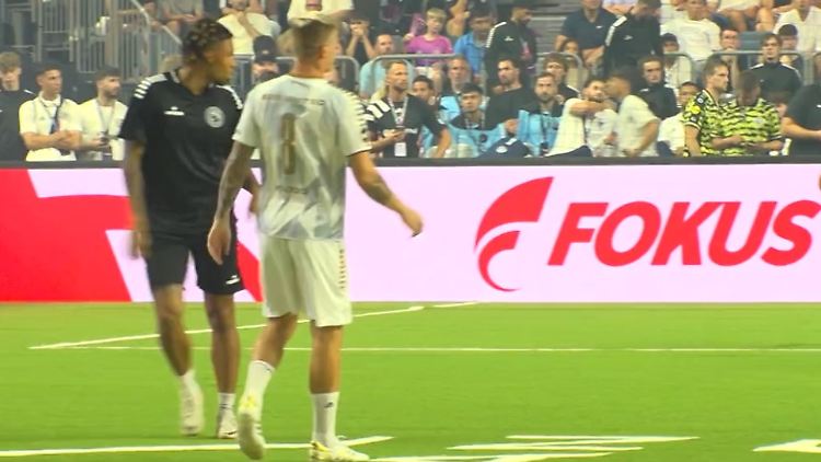 Toni Kroos Icon League.jpg