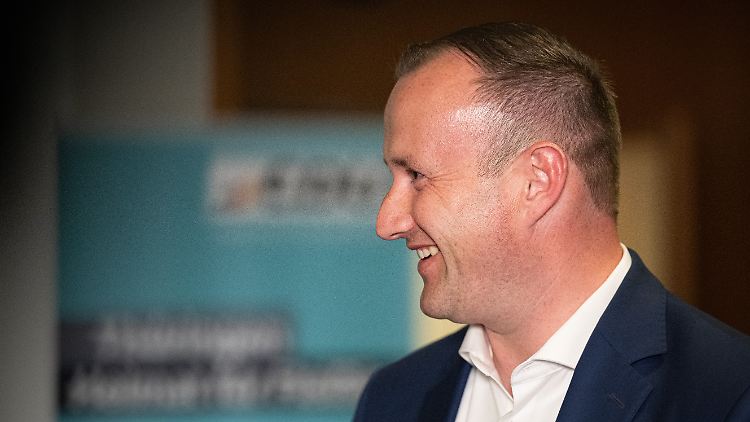 Der Thüringer CDU-Generalsekretär Christian Herrgott bereitet die Wählerschaft auf einen langen Gesprächsprozess vor.