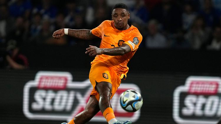 Steven Bergwijn wechselte fürs Geld, so Bondscoach Koeman.
