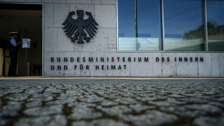 Beide Seiten sprechen im Anschluss von einer guten Gesprächsatmosphäre.