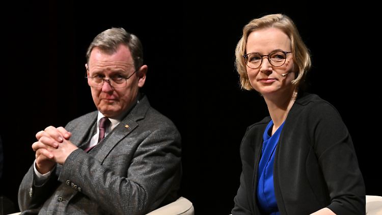 Sollte eine rot-rot-rote Koalition zustande kommen, würde die ehemalige Linkenpolitikerin und BSW-Spitzenkandidatin wieder mit Bodo Ramelow zusammenarbeiten.