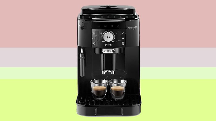 Diesen Kaffeevollautomaten von De'Longhi gibt es günstig bei Amazon.