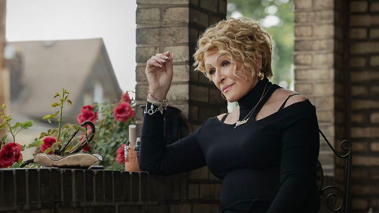 Möchte ihre Tochter unterstützen: Alberta (Glenn Close) in "The Deliverance"