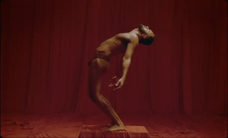 4-BLACK-ANATOMY-Denisse-Ariana-Perez