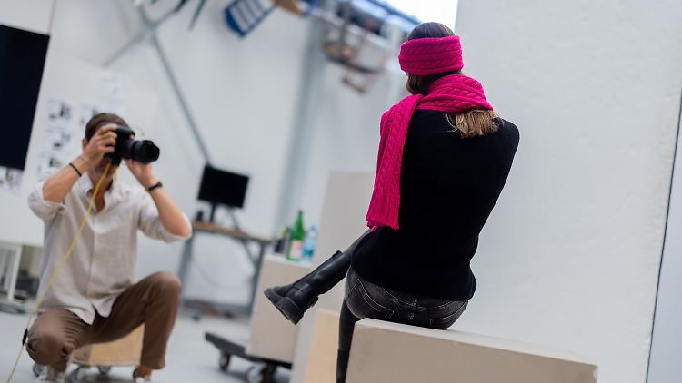 Teure Shootings lassen sich womöglich bald mit Prompts und ein paar Klicks ersetzen.