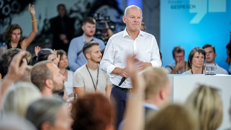 Bundeskanzler Olaf Scholz stellte sich vor dem Wahlsonntag den Fragen der Menschen in Sachsen und Thüringen. 