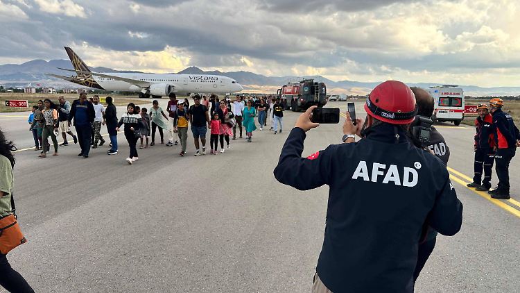 251 Menschen befanden sich an Bord des Flugzeugs.