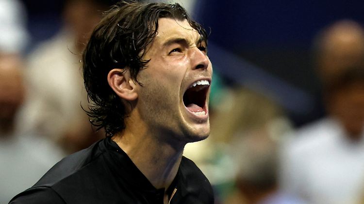 Taylor Fritz steht im Finale der US Open und freut sich darüber offenkundig sehr.