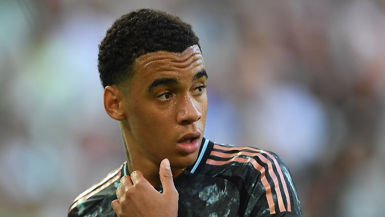 Jamal Musiala wird in diesem Jahr nicht den Ballon d'Or gewinnen.