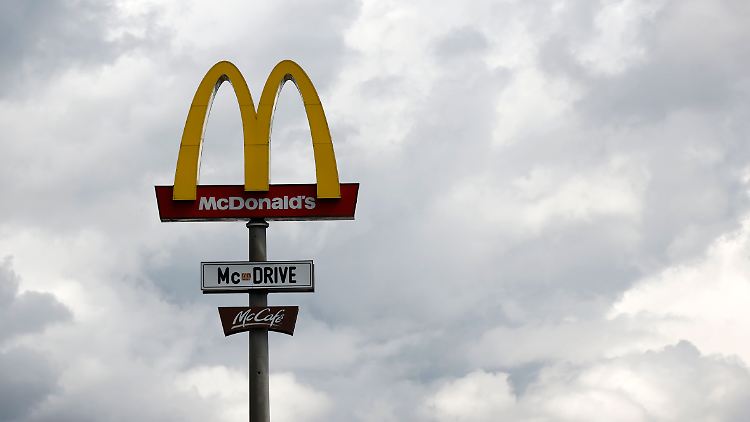 Vor allem an Autobahnen und Bahnhöfen sollen neue Restaurants in Deutschland gebaut werden.
