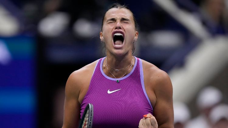 Dieses Mal hält sie durch: Aryna Sabalenka feiert ihren ersten Sieg bei den US Open. 