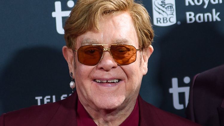 Zweifacher Vater: Elton John.