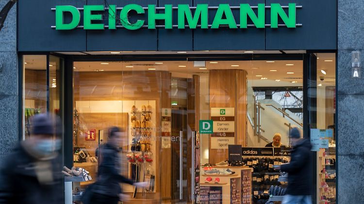 Die DUH wirft etwa Deichmann vor, Schuhe als "nachhaltig" zu bezeichnen, ohne dies näher zu begründen.